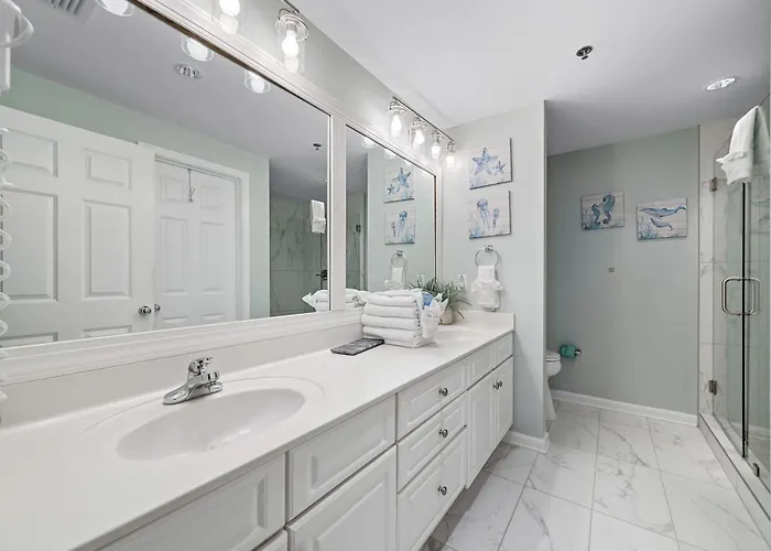 Avalon 810 Beachfront Amazing Views Wrap Around Balcony Amenities *