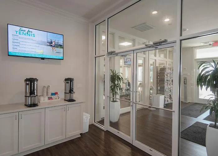 Avalon 810 Beachfront Amazing Views Wrap Around Balcony Amenities Apartment Gulf Shores