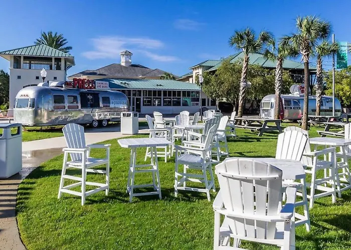 Avalon 810 Beachfront Amazing Views Wrap Around Balcony Amenities Apartment