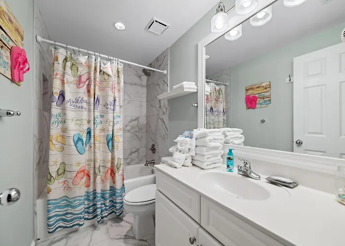 Avalon 810 Beachfront Amazing Views Wrap Around Balcony Amenities Apartment